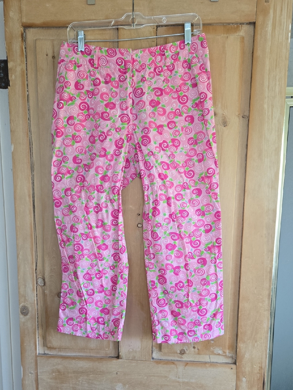 Lilly Pulitzer White Label Rolls Royce Snail Womens Capri Pants